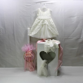 ΠΑΚΕΤΟ ΒΑΠΤΙΣΗΣ ΣΤΕΦΑΝΙ ΜΕ ΤΡΙΑΝΤΑΦΥΛΛΑ ΚΑΙ ΦΟΡΕΜΑ ΝΙΚΟΣ-ΤΑΚΗΣ