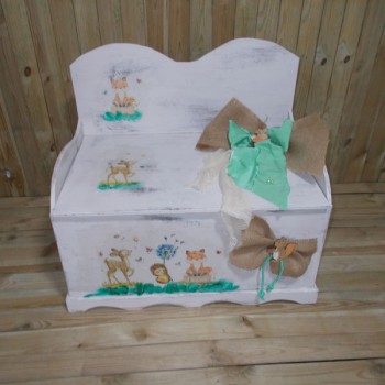 ΚΑΝΑΠΕΔΑΚΙ ΜΕ ΤΑ ΖΩΑ ΤΟΥ ΔΑΣΟΥΣ