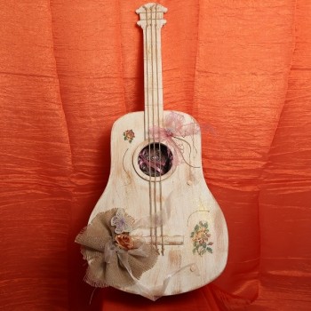 ΚΟΥΤΙ ΒΑΠΤΙΣΗΣ ΞΥΛΙΝΗ ΚΙΘΑΡΑ