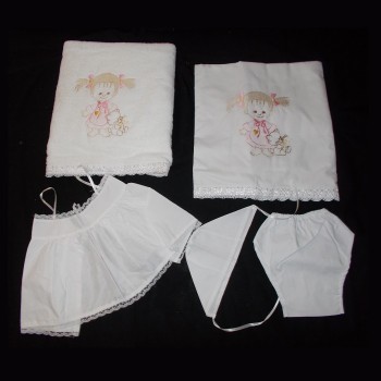 ΛΑΔΟΠΑΝΑ ΚΟΡΙΤΣΙ ΜΕ ΑΡΚΟΥΔΑΚΙ