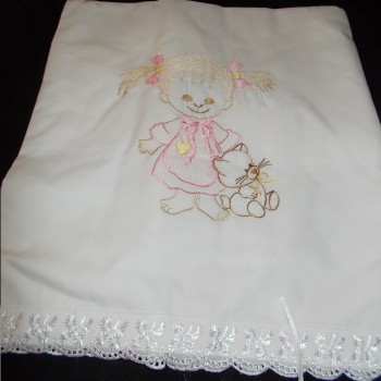 ΛΑΔΟΠΑΝΑ ΚΟΡΙΤΣΙ ΜΕ ΑΡΚΟΥΔΑΚΙ