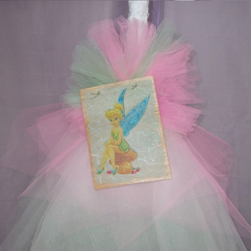 ΛΑΜΠΑΔΑ ΜΕ ΘΕΜΑ ΤΗΝ ΤΙΝΚΕΡΜΠΕΛ