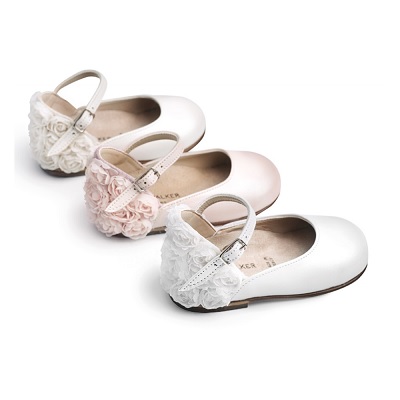 ΠΑΠΟΥΤΣΙΑ ΚΟΡΙΤΣΙ