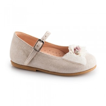 ΓΟΒΑΚΙΑ ΜΕ ΦΙΟΓΚΑΚΙ ΣΤΗ ΜΥΤΗ