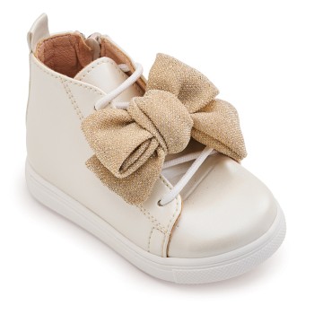 ΠΑΠΟΥΤΣΙΑ ΜΕ ΦΙΟΓΚΟ