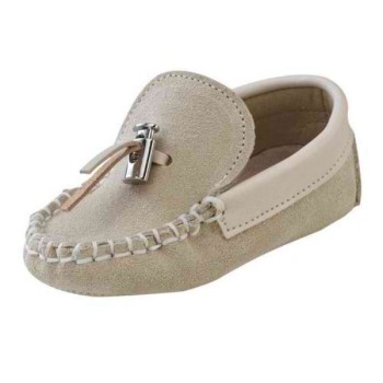 ΚΑΣΤΟΡΙΝΑ ΠΑΠΟΥΤΣΙΑ ΑΓΚΑΛΙΑΣ