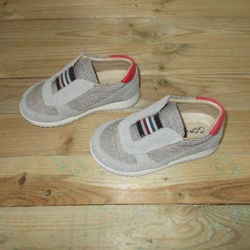 ΑΘΛΗΤΙΚΟ ΠΑΠΟΥΤΣΙ ΣΕ ΠΡΟΣΦΟΡΑ