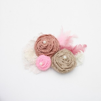 ΚΟΡΔΕΛΑ ΜΕ ΧΕΙΡΟΠΟΙΗΤΑ ΛΟΥΛΟΥΔΙΑ