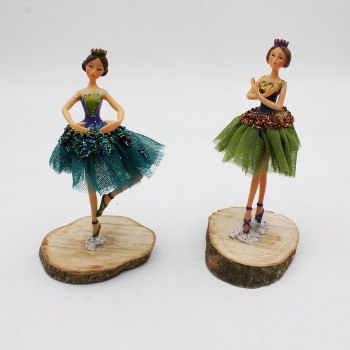 ΜΠΑΛΑΡΙΝΕΣ ΣΕ ΧΟΡΕΥΤΙΚΕΣ ΠΟΖΕΣ ΜΠΑΛΑΡΙΝΕΣ ΣΕ ΧΟΡΕΥΤΙΚΕΣ ΠΟΖΕΣ