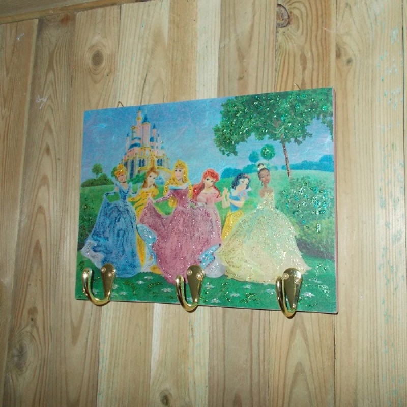 ΚΡΕΜΑΣΤΡΑ ΜΕ ΤΙΣ ΠΡΙΓΚΙΠΙΣΣΕΣ