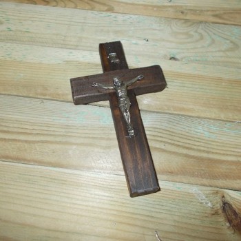 ΞΥΛΙΝΟΙ ΣΤΑΥΡΟΙ