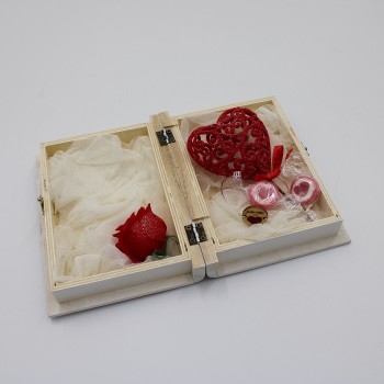 ΣΥΝΘΕΣΗ ΣΕ ΧΕΙΡΟΠΟΙΗΤΟ ΚΟΥΤΙ