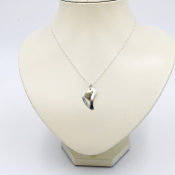 ΔΙΠΛΗ ΚΑΡΔΙΑ ΣΕ ΕΠΙΧΡΥΣΗ ΑΛΥΣΙΔΑ