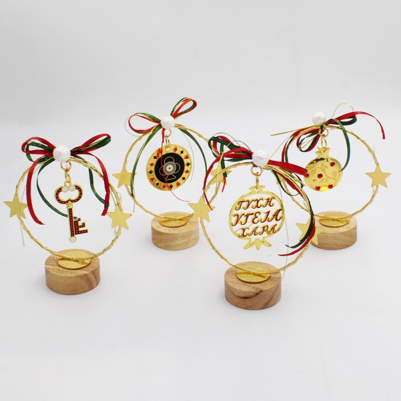 ΣΤΕΦΑΝΙΑ ΧΡΥΣΑ ΜΕ ΓΟΥΡΙΑ ΚΑΙ ΦΩΣ