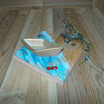 ΚΕΡΑΜΙΚΟ ΚΑΡΑΒΙ ΣΕ ΞΥΛΙΝΗ ΒΑΣΗ