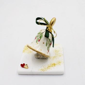 ΚΑΜΠΑΝΑ ΣΕ ΠΛΑΚΑΚΙ