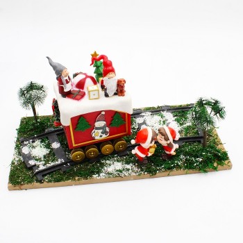 ΧΡΙΣΤΥΓΕΝΝΙΑΤΙΚΗ ΠΑΡΑΣΤΑΣΗ ΜΕ ΤΡΑΙΝΟ