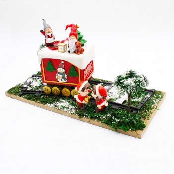 ΧΡΙΣΤΥΓΕΝΝΙΑΤΙΚΗ ΠΑΡΑΣΤΑΣΗ ΜΕ ΤΡΑΙΝΟ