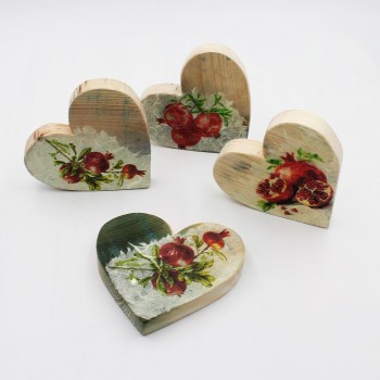 ΞΥΛΙΝΕΣ ΚΑΡΔΙΕΣ ΜΕ ΡΟΔΙΑ