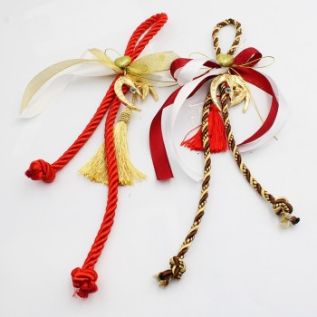 ΚΡΕΜΑΣΤΟ ΠΕΤΑΛΟ ΜΕ ΕΥΧΗ