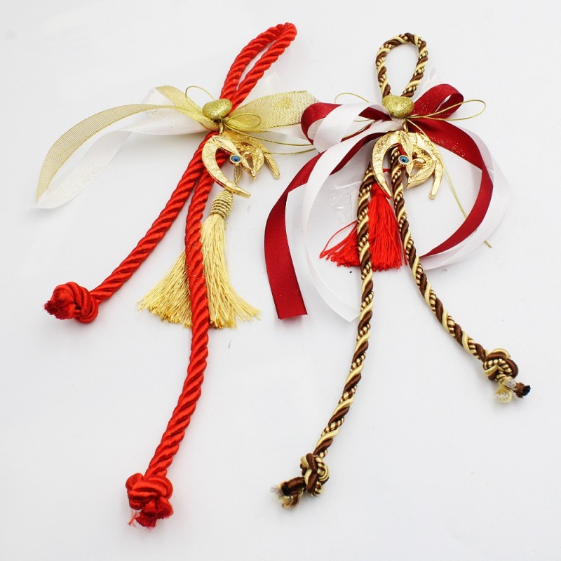 ΚΡΕΜΑΣΤΟ ΠΕΤΑΛΟ ΜΕ ΕΥΧΗ