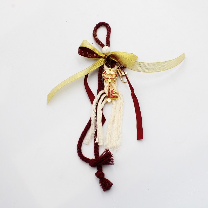 ΓΟΥΡΙ ΜΕ ΚΛΕΙΔΙ ΣΕ ΜΠΡΕΛΟΚ ΜΑΚΡΑΜΕ