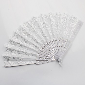 ΛΕΥΚΗ ΒΕΝΤΑΛΙΑ ΜΕ ΛΟΥΛΟΥΔΙΑ