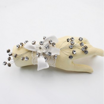 ΒΡΑΧΙΟΛΙ ΝΥΦΗΣ ΜΕ ΚΟΡΣΑΖ ΔΑΝΤΕΛΑΣ ΒΡΑΧΙΟΛΙ ΝΥΦΗΣ ΜΕ ΚΟΡΣΑΖ ΔΑΝΤΕΛΑΣ