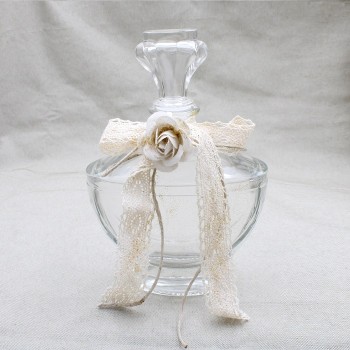 ΚΑΡΑΦΑ ΜΕ ΔΙΑΚΟΣΜΗΣΗ ΛΙΝΑΤΣΑ ΚΑΡΑΦΑ ΜΕ ΔΙΑΚΟΣΜΗΣΗ ΛΙΝΑΤΣΑ