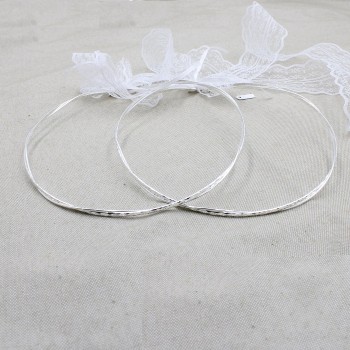 ΣΤΕΦΑΝΑ ΣΦΥΡΗΛΑΤΑ ΜΕ ΛΕΠΤΗ ΒΕΡΓΑ