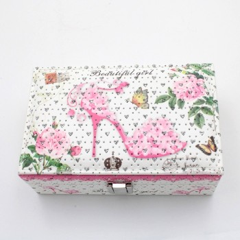 ΜΠΙΖΟΥΤΙΕΡΑ ΜΕ ΚΟΥΜΠΩΜΑ