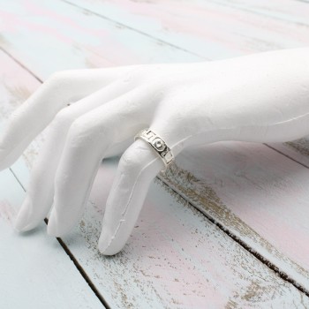 ΑΣΗΜΕΝΙΟ ΔΑΧΤΥΛΙΔΙ ΜΕ ΣΧΕΔΙΑ