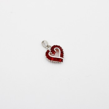 ΚΑΡΔΙΑ ΜΕ ΚΟΚΚΙΝΟΥΣ ΚΡΥΣΤΑΛΛΟΥΣ