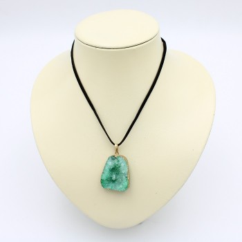 ΚΟΣΜΗΜΑ ΛΑΙΜΟΥ ΜΕ ΓΕΩΔΕΣ ΠΕΤΡΩΜΑ