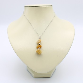 ΚΟΣΜΗΜΑ ΛΑΙΜΟΥ ΜΕ ΠΕΤΡΕΣ ΚΙΤΡΙΝΗ