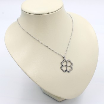 ΚΟΣΜΗΜΑ ΛΑΙΜΟΥ ΜΕ ΤΡΙΦΥΛΛΙ