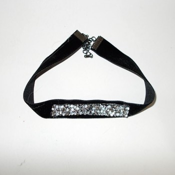 ΜΑΥΡΟ ΤΣΟΚΕΡ ΜΕ ΣΤΡΑΣ