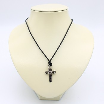 ΣΤΑΥΡΟΣ ΣΕ ΔΕΡΜΑΤΙΝΟ ΚΟΡΔΟΝΙ