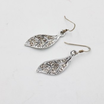 ΣΚΟΥΛΑΡΙΚΙΑ ΦΤΕΡΑ ΜΕ ΣΤΡΑΣ