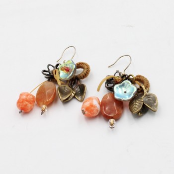 ΣΚΟΥΛΑΡΙΚΙΑ ΜΕ ΧΑΝΤΡΕΣ ΚΑΙ ΣΤΟΙΧΕΙΑ