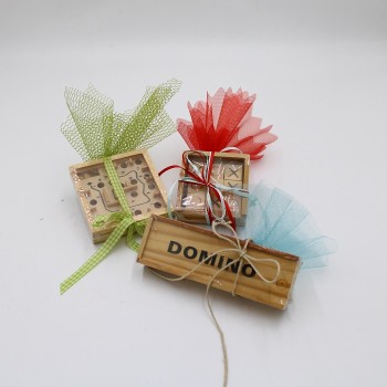 ΜΠΟΜΠΟΝΙΕΡΕΣ ΜΕ ΠΑΙΧΝΙΔΙΑ