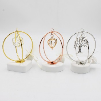 ΜΠΟΜΠΟΝΙΕΡΕΣ ΜΕ ΔΙΠΛΟ ΣΤΕΦΑΝΙ ΜΠΟΜΠΟΝΙΕΡΕΣ ΜΕ ΔΙΠΛΟ ΣΤΕΦΑΝΙ