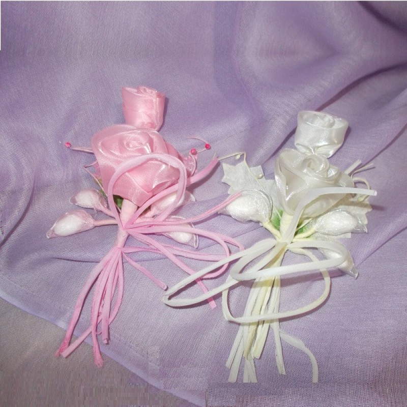 ΜΠΟΜΠΟΝΙΕΡΕΣ ΤΡΙΑΝΤΑΦΥΛΛΑ ΜΕ ΡΑΚΕΤΕΣ