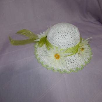 ΠΑΙΔΙΚΟ ΚΑΠΕΛΟ ΜΕ ΜΑΡΓΑΡΙΤΕΣ