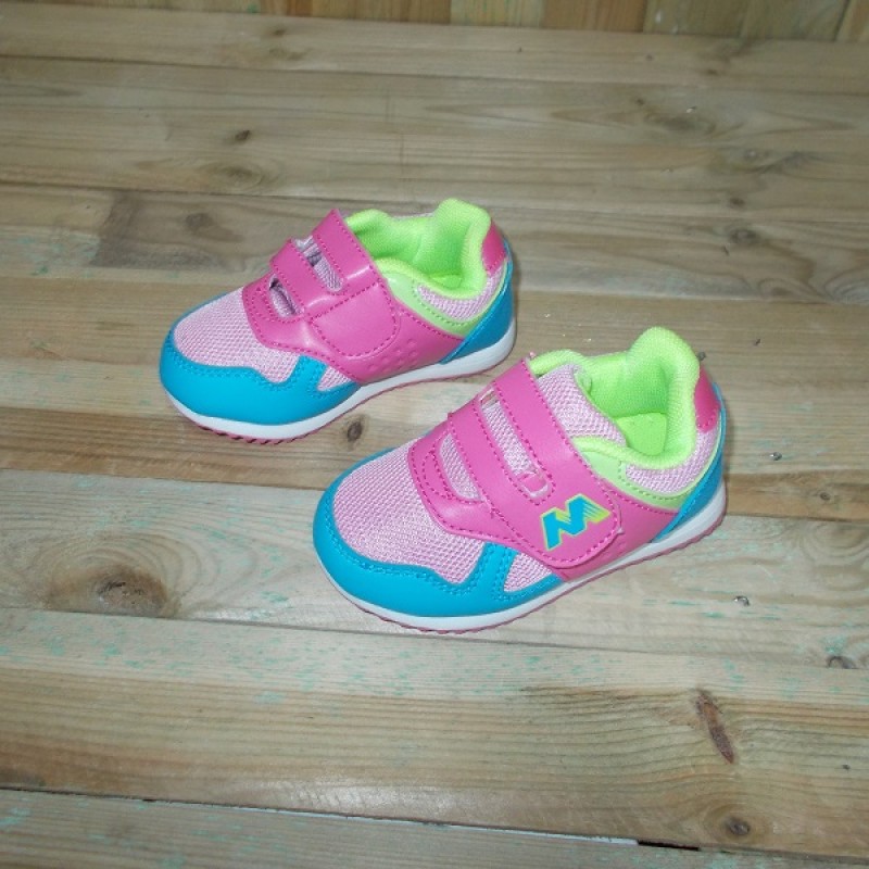 ΑΘΛΗΤΙΚΟ ΠΑΠΟΥΤΣΑΚΙ ΓΙΑ ΚΟΡΙΤΣΙ