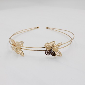 ΣΤΕΚΑ ΜΕ ΠΕΤΑΛΟΥΔΕΣ