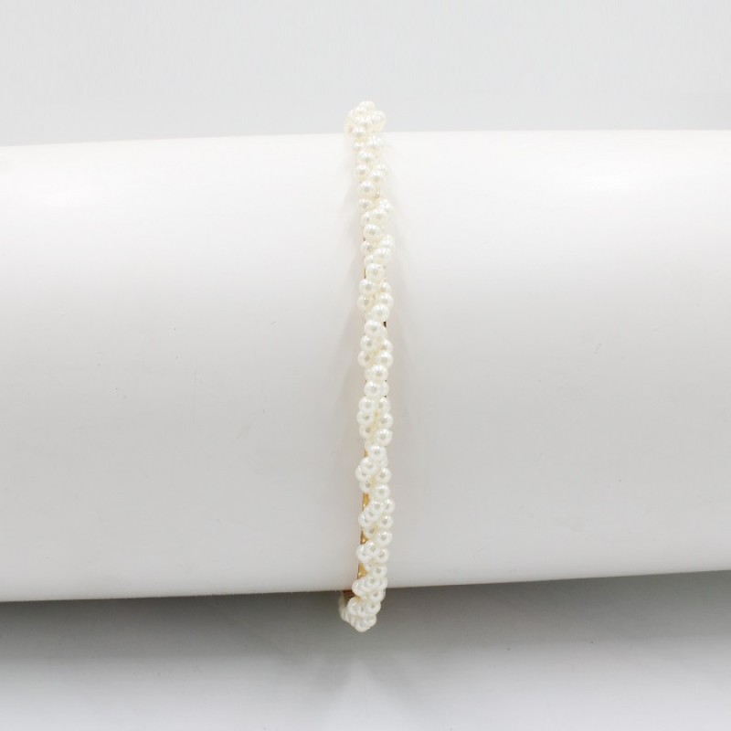 ΣΤΕΚΑ ΜΕ ΠΕΡΛΕΣ