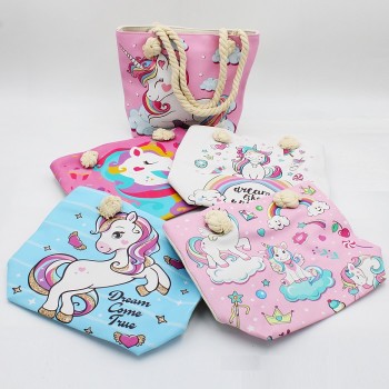 ΤΣΑΝΤΑ ΩΜΟΥ ΜΕ ΚΟΡΔΟΝΙ