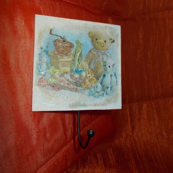 ΞΥΛΙΝΗ ΠΑΙΔΙΚΗ ΚΡΕΜΑΣΤΡΑ ΞΥΛΙΝΗ ΠΑΙΔΙΚΗ ΚΡΕΜΑΣΤΡΑ