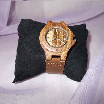 ΓΥΝΑΙΚΕΙΟ ΞΥΛΙΝΟ ΡΟΛΟΙ ΓΥΝΑΙΚΕΙΟ ΞΥΛΙΝΟ ΡΟΛΟΙ